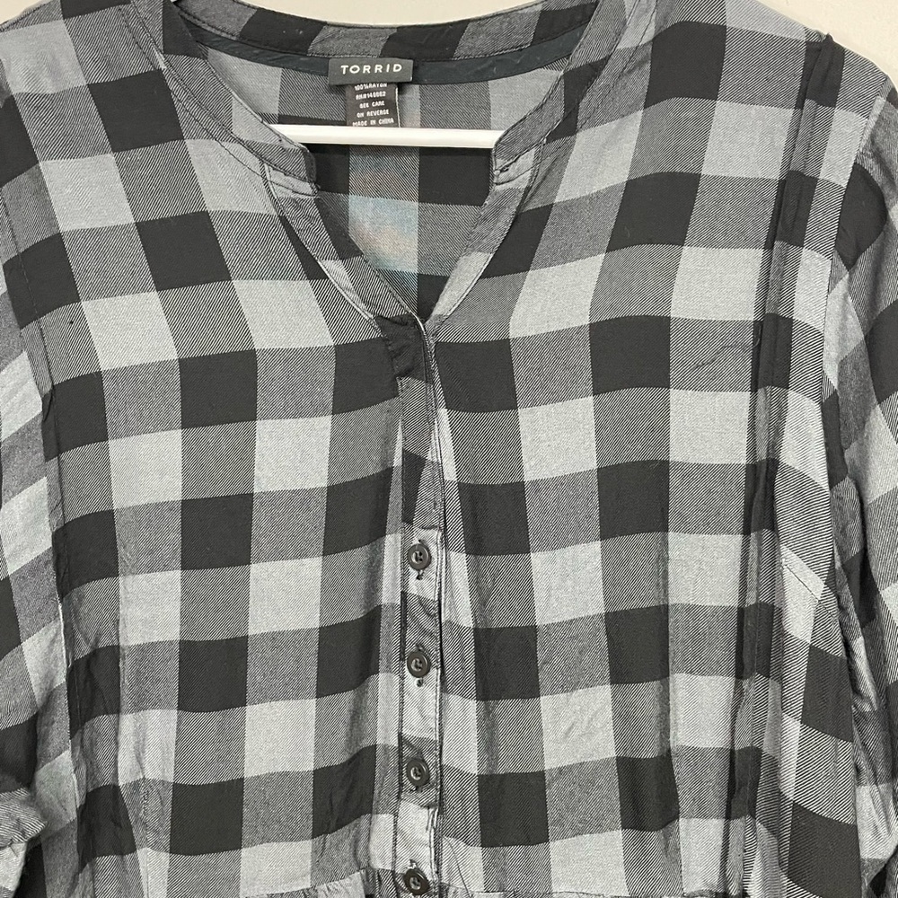 Torrid Black Grey Buffalo Check Button Front Challis Baby Doll Tunic, 2, 2X - Picture 7 of 11